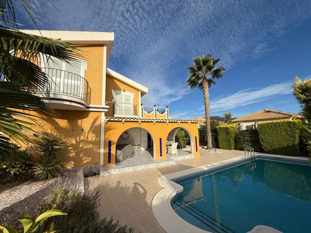 Villa de type Clasico 3 chambres piscine privée sur le Mazarrón Country Club – Image 2