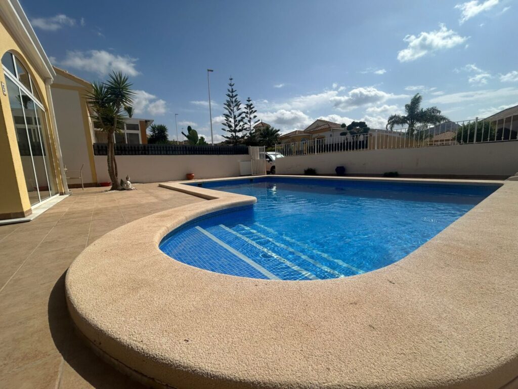 Bungalow 2 bedrooms private pool at the Mazarrón Country Club - Image 4
