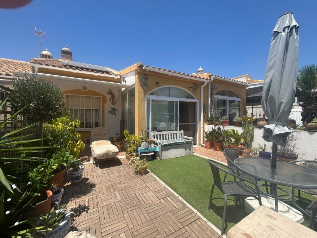 Bungalow 2 dormitorios 2 baños en el Mazarrón Country Club - Imagen 4